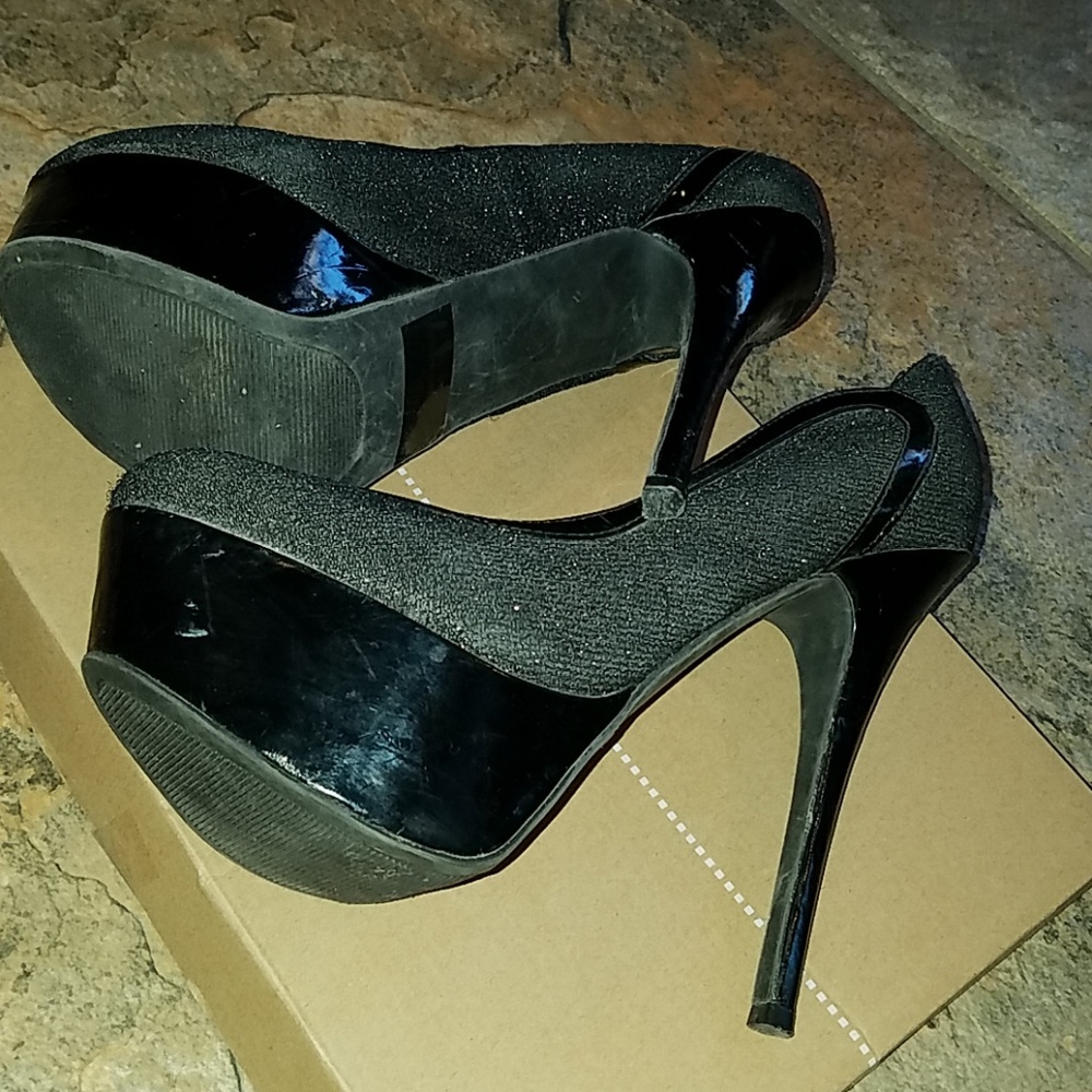 Stiletto - Picture 4 of 8